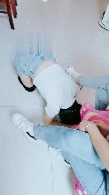 【梦幻大大】带素人闺蜜入圈调母畜 bf18321