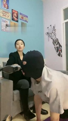 【嘉文】开发昔日同学做脚奴 bf21441