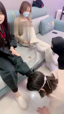 【精神小妹】情侣奴下奴-教母畜虐狗 bf22050