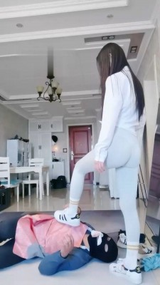 【猫神大人】新人男保姆做M bf19446