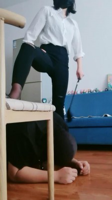 【晴雨大大】高跟全体重重踩/踢裆 bf19921