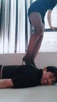 【刘二狗】高跟鞋踩踏专场 bf19565