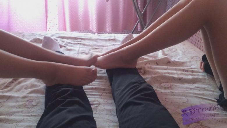 【双人特刊】情人节双人月光小兔-在闺房慵懒的一天。