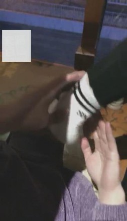 【VIVI】酒吧臭棉袜跺死贱狗