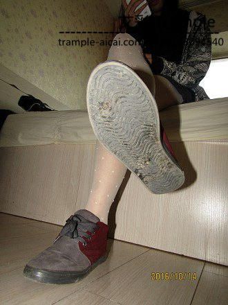 不良小女生全面脚玩弄_HD绳艺资源