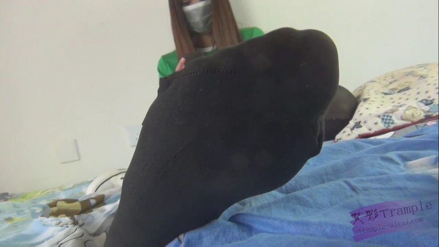 ★甜儿★女s 帆布鞋黑丝暴踩男m