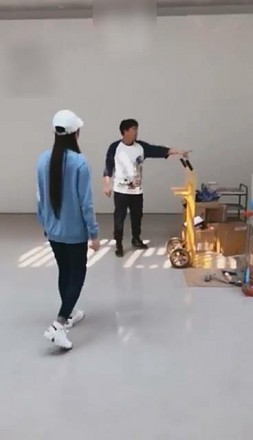 【VIVI】调教装修工人