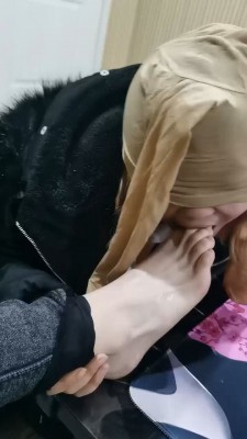 【全国最贱】KTV开发闺蜜做狗 bf23304