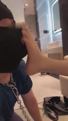 【万一情侣】长靴野蛮女友虐绿帽狗 bf11943