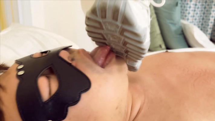 【猫猫大人】双S全体重玩弄毯子，强制舔鞋底 YC-211119-5