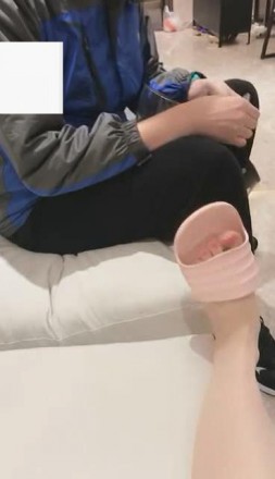 ViVi,欲调教外卖小哥