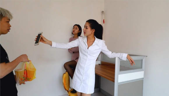 〖H.P.L栖心之栈〗—三女职员羞辱外卖男_HD绳艺资源