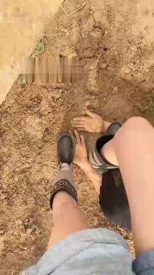 【沅芷大人】泥地长靴辱废狗 bf18840_HD绳艺资源