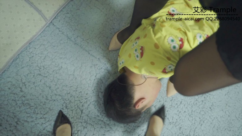 宅七跺脸半小时