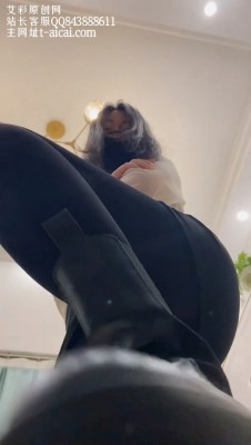 【鹿宝儿原创】训狗钻胯坐脸辱骂嘲笑POV YC-211225-6