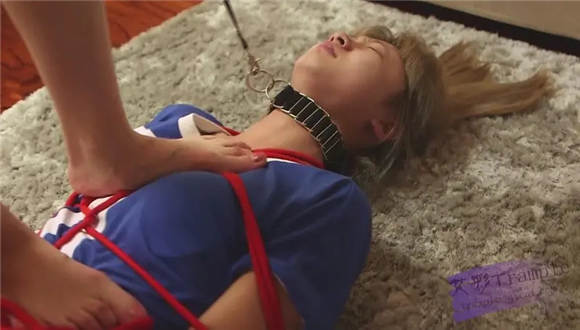 女女 vivi遛狗 捆绑 踩踏 凌辱 G-160324