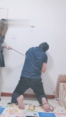 【冷酷爷】鞭打耳光虐贱狗 bf17466