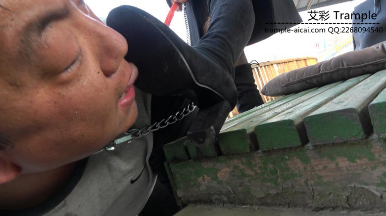 户外骑马 靴底极限羞辱