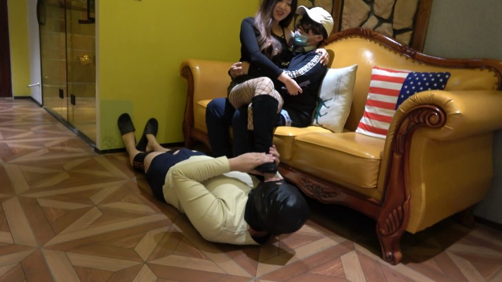 【梓陌S】情侣主羞辱无能舔鞋狗 YC-230117-4