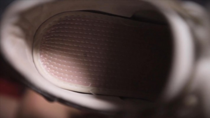 『奴隶岛』—灵灵脚下渺小低贱的你POV k754361564-230312