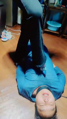 【鹤渡S】带素人闺蜜私人影院玩狗 bf22919