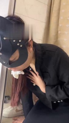 【橘子没熟】强迫闺蜜吃自己的白袜 bf18898