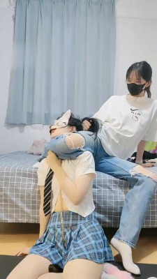 【暴力美学】闺蜜母畜-腿绞窒息/卡脖子窒息 bf17796