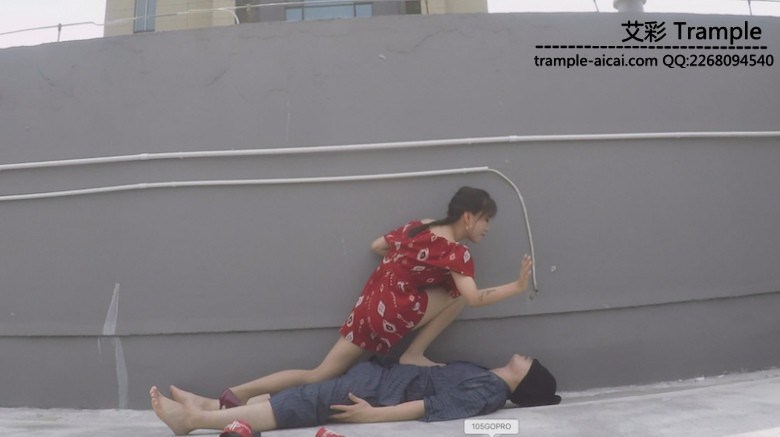 希雨红裳户外玩弄