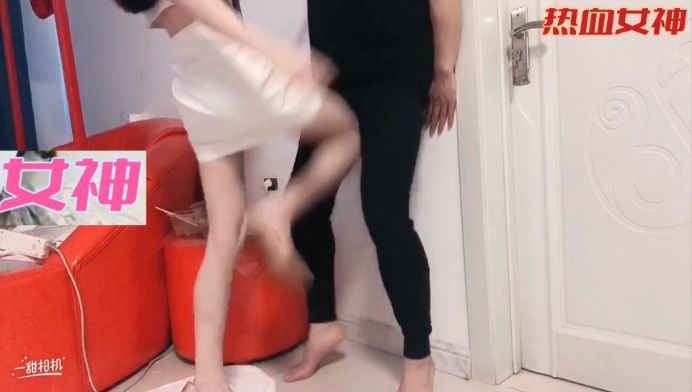 【初柒S】绝美学生S jk高跟美腿各种踢顶 踹碎踹烂m下面 超暴力踢裆碎蛋 YC-220507-3