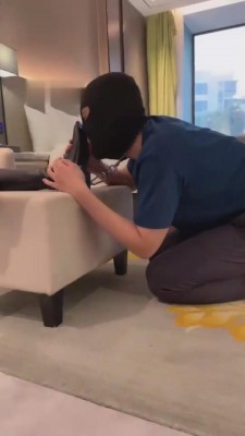 【万一情侣】长靴野蛮女友虐绿帽狗 bf11943_HD绳艺资源