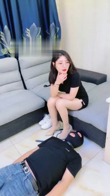 【冷凝大人】御姐虐废卑微家奴 bf17842