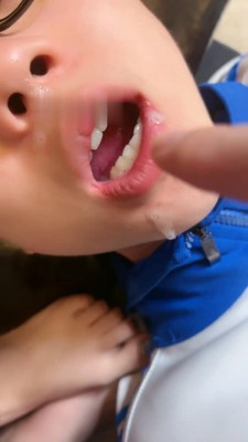 【三三/双子姬】舌吻赏赐口水 bf19261