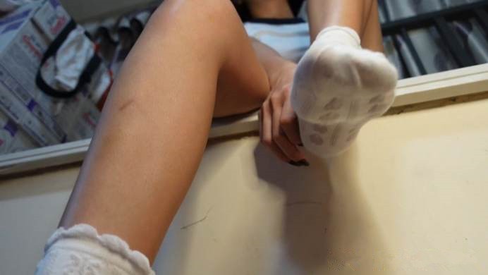 【Haruka瑶酱】极致脏鞋臭袜pov巨人视觉惩罚男同学