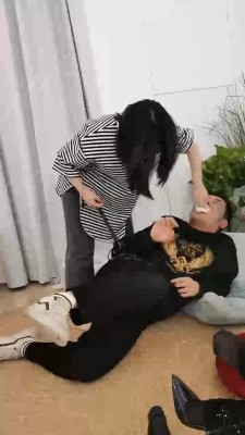 【鑫儿教头】带素人辣小妹玩狗【续集】【双视角版本】 bf19670_HD绳艺资源