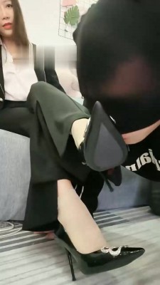 【咩主】女老板强迫员工做狗 bf21533