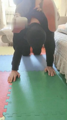 【温柔九月】帆布鞋踩踏坐垫狗 bf19399_HD绳艺资源