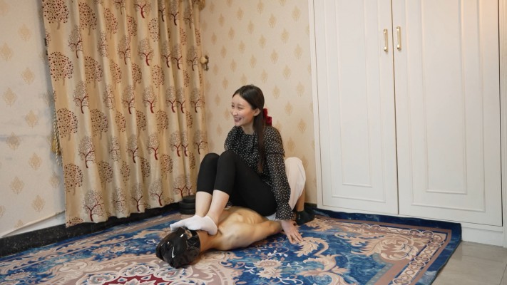 『奴隶岛』—小妹原味白袜窒息 k754361564-220804