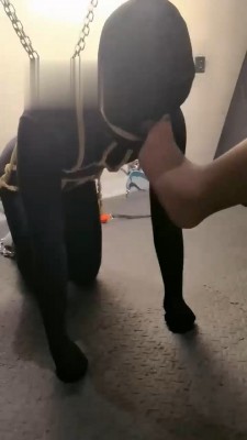 【姑姑】刑房捆绑暗黑囚禁 bf18335