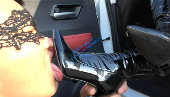 【冷柔】剧情 碰瓷男被美女司机反