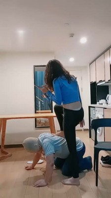 【嘉妮】御姐范抓住偷原味邻居 bf19101