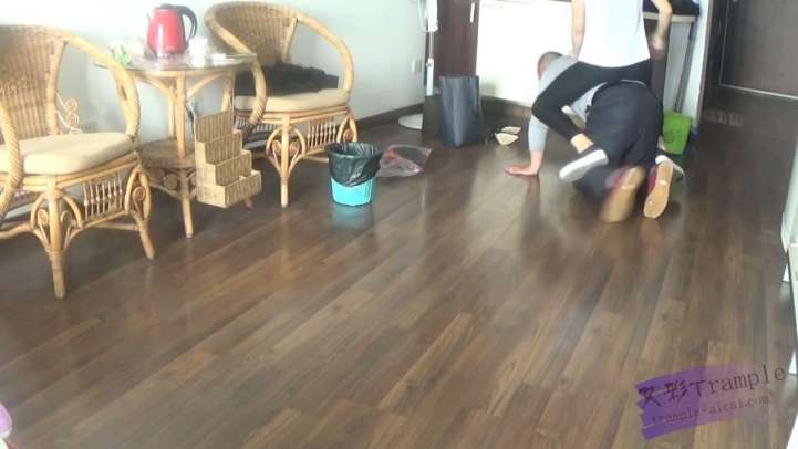 燕子女主骑马坐脸窒息