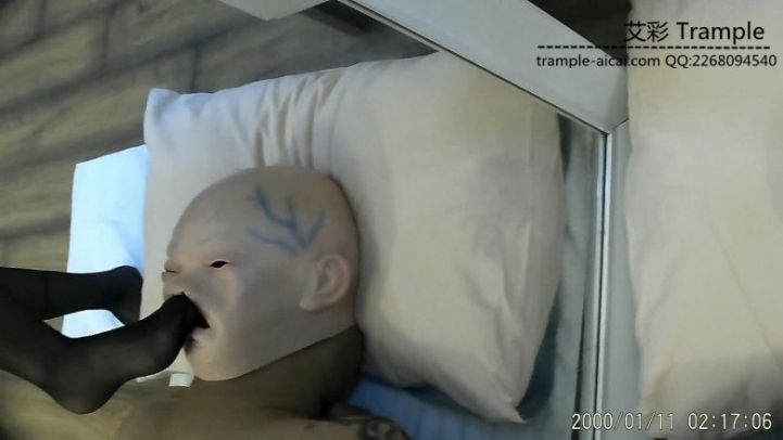 无泪的疤面残忍脚