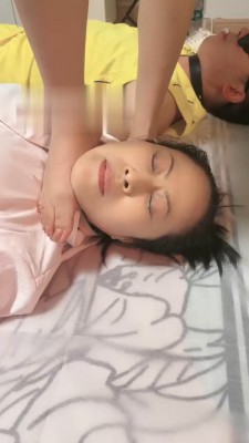 【澜希】袜子塞嘴运动鞋白棉袜羞辱 bf18425