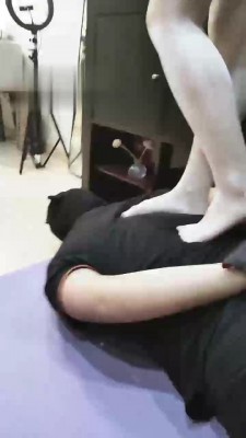 【红杉】小姨子勾引姐夫被抓包【双视角版】 bf18751