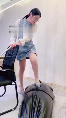 【冷凝大大】高跟踩踏捆绑窒息羞辱贱狗 bf17945