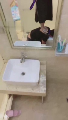 【玖玖呀】素人小姐姐首调狗 bf12040