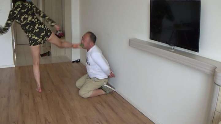 女特种兵暗杀拷问